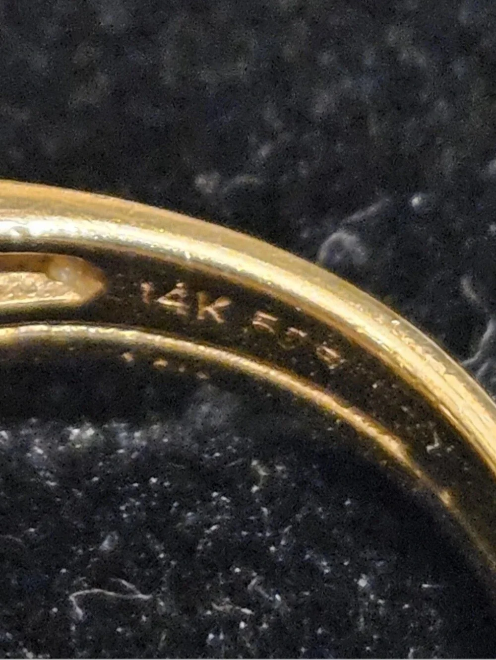 Hearts On Fire .44 ct Center Diamond Set In a 14K YG Ring, Size 6